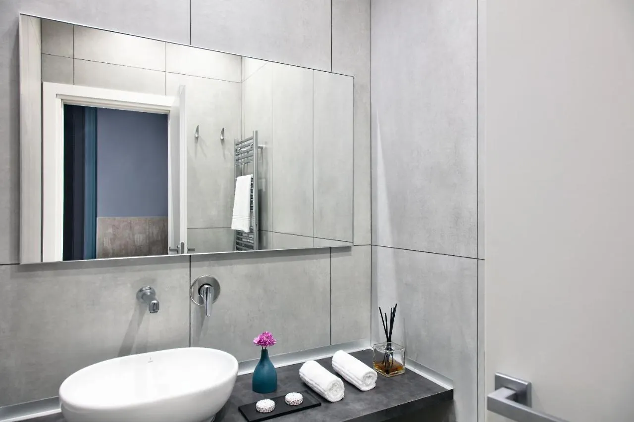 Enjoy Art Bed & Breakfast Naples Italy